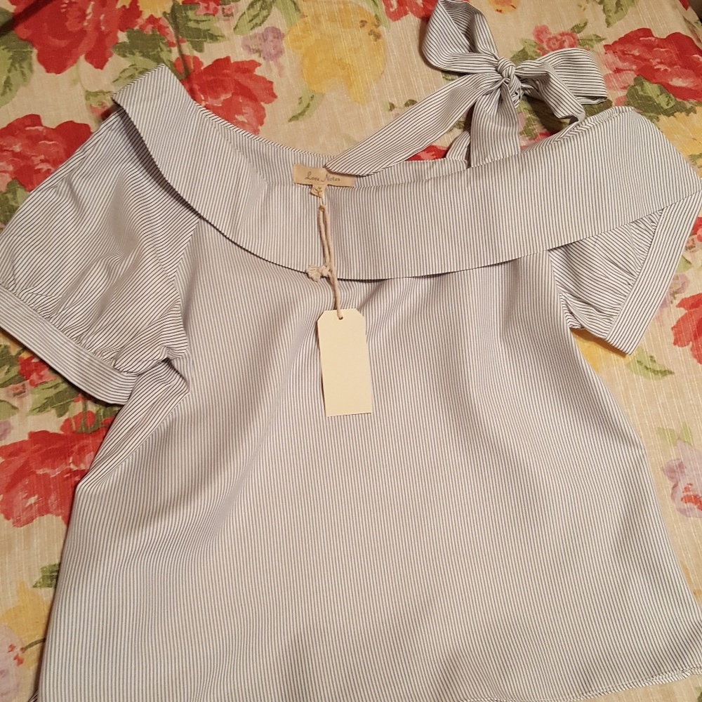 Women. Off the Shoulder Top